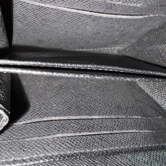 Louis Vuitton Epi  card case - Picture 8 of 10